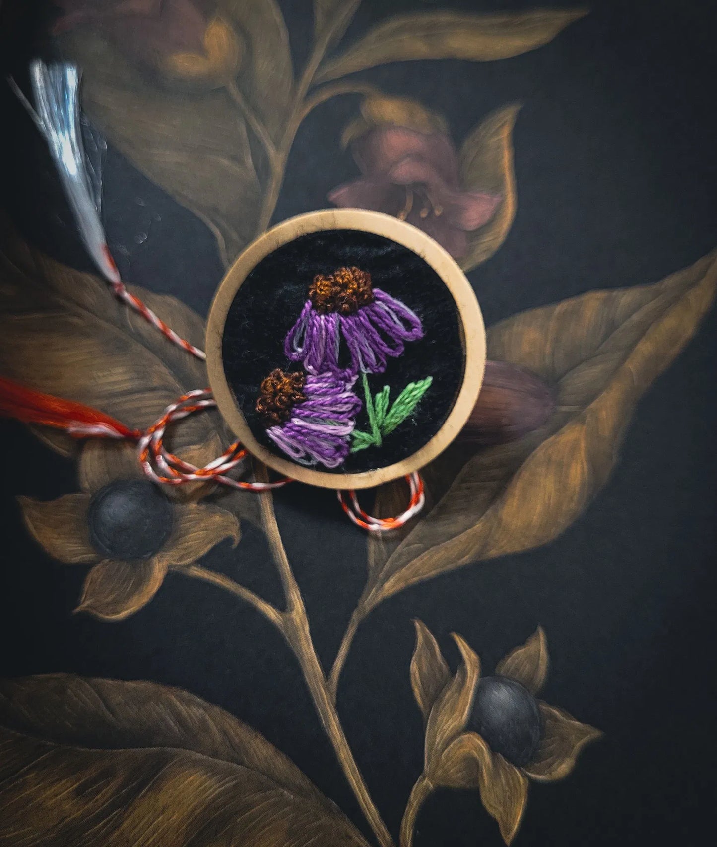 Mărțisor brodat Echinacea
